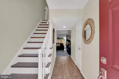 10813 Bucknell Dr #25, Silver Spring, MD 20902 photo 5