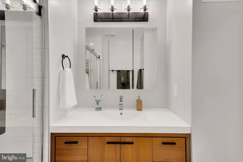 10813 Bucknell Dr #25, Silver Spring, MD 20902 photo 29