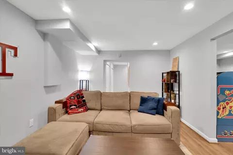 10813 Bucknell Dr #25, Silver Spring, MD 20902 photo 39