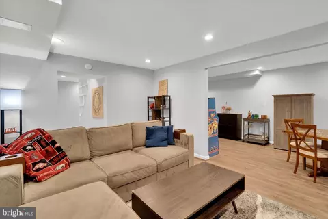10813 Bucknell Dr #25, Silver Spring, MD 20902 photo 38