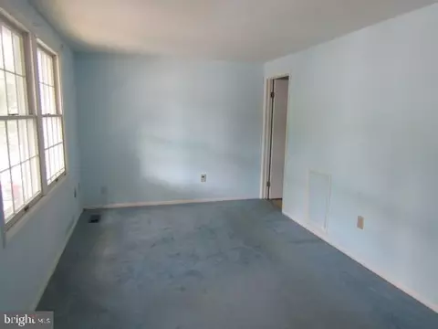 Living - 13607 Jacqueline Ct, Silver Spring, MD 20904 photo 2 of 2
