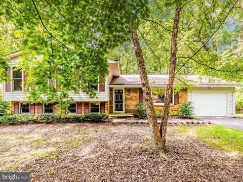 25124 Hickory Ridge Ln, Gaithersburg, MD 20882