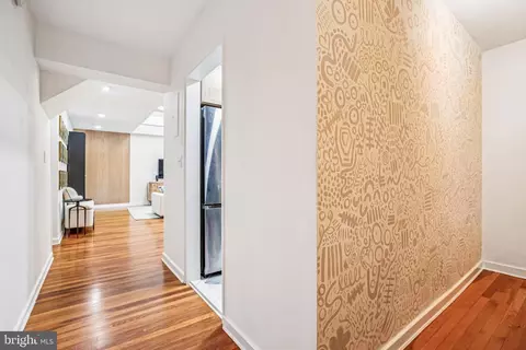 Entry Way - 2223 Washington Ave #W-204, Silver Spring, MD 20910 photo 2 of 6