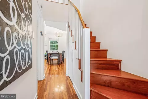 Entry Way - 2223 Washington Ave #W-204, Silver Spring, MD 20910 photo 3 of 6