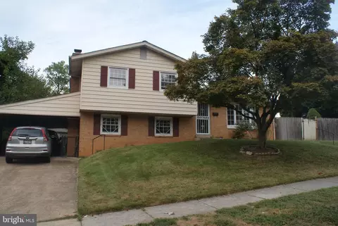 9601 E Light Dr E, Silver Spring, MD 20903