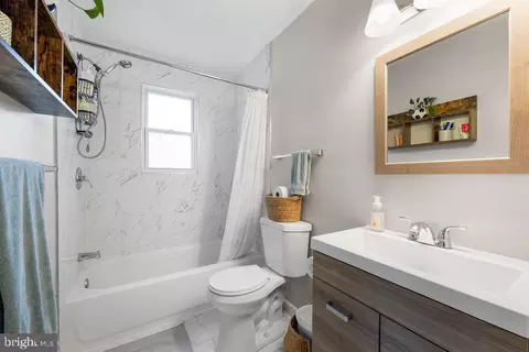 Bath - 3018 Kramer St, Silver Spring, MD 20902 photo 1 of 3