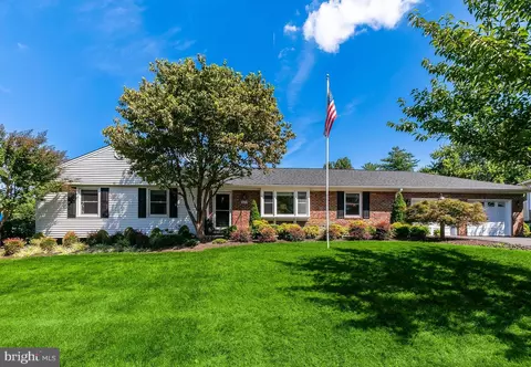 17505 Cherokee Ln, Olney, MD 20832