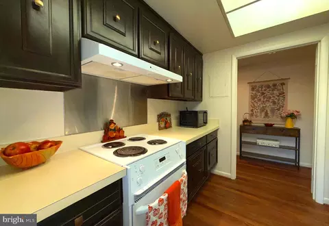 Kitchen - 3352 Chiswick Ct #57-2E, Silver Spring, MD 20906 photo 4 of 4