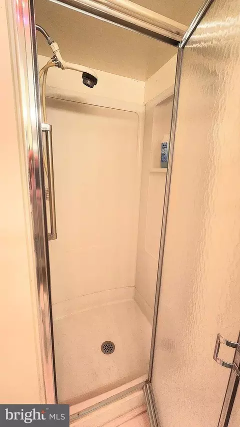 15101 Interlachen Dr #1-315, Silver Spring, MD 20906 photo 12