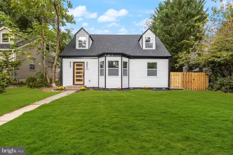 303 Leighton Ave, Silver Spring, MD 20901