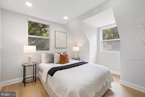 Bedroom - 303 Leighton Ave, Silver Spring, MD 20901 photo 7 of 8