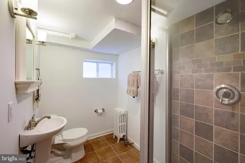 626 Potomac Ave, Silver Spring, MD 20910 photo 42