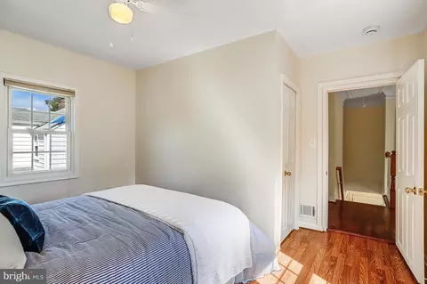 Bedroom - 9210 Glenville Rd, Silver Spring, MD 20901 photo 5 of 9