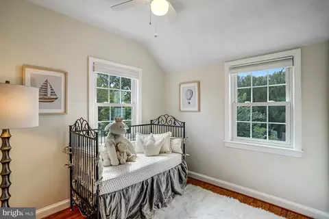 Bedroom - 9210 Glenville Rd, Silver Spring, MD 20901 photo 6 of 9