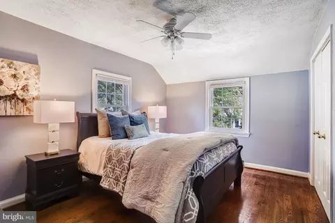 Bedroom - 9210 Glenville Rd, Silver Spring, MD 20901 photo 2 of 9