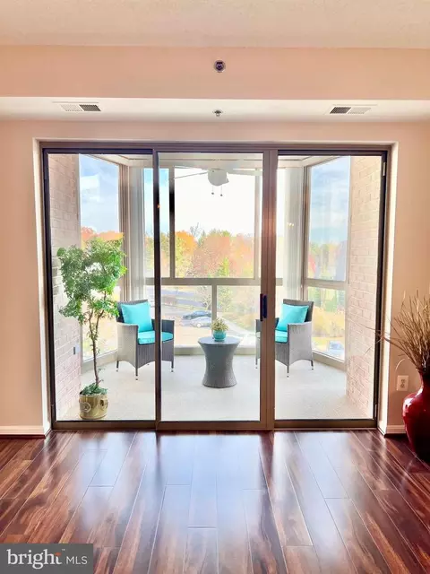 3200 N Leisure World Blvd #314, Silver Spring, MD 20906