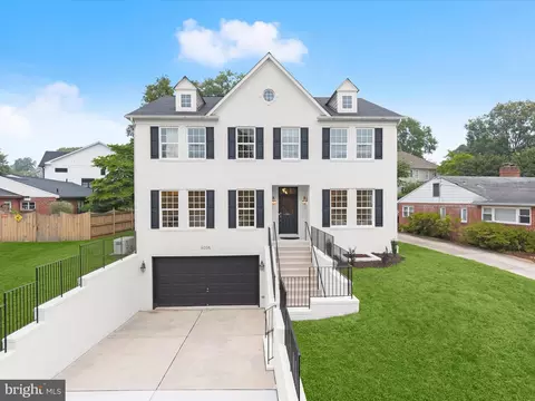 6005 Roosevelt St, Bethesda, MD 20817