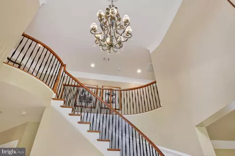 Entry Way - 17512 Ashton Forest Ter, Sandy Spring, MD 20860 photo 4 of 30