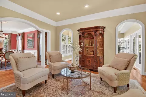 Living - 17512 Ashton Forest Ter, Sandy Spring, MD 20860 photo 1 of 3