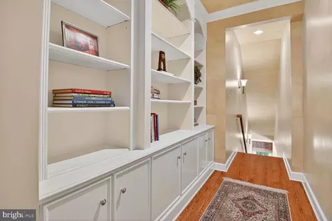 Entry Way - 17512 Ashton Forest Ter, Sandy Spring, MD 20860 photo 10 of 30
