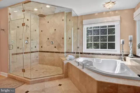 Bath - 17512 Ashton Forest Ter, Sandy Spring, MD 20860 photo 5 of 10