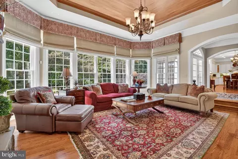 Living - 17512 Ashton Forest Ter, Sandy Spring, MD 20860 photo 3 of 3