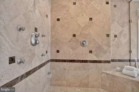 Bath - 17512 Ashton Forest Ter, Sandy Spring, MD 20860 photo 6 of 10