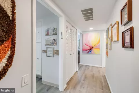 Entry Way - 3272 Gleneagles Dr #67-1D, Silver Spring, MD 20906 photo 1 of 3