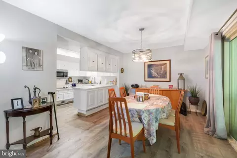 Dining - 3272 Gleneagles Dr #67-1D, Silver Spring, MD 20906 photo 2 of 3