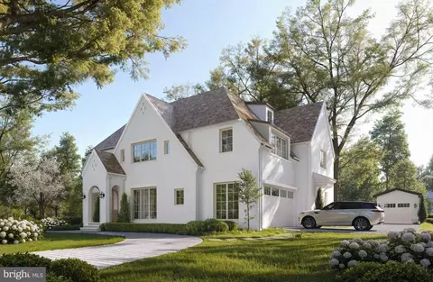 5900 Kennedy Dr, Chevy Chase, MD 20815