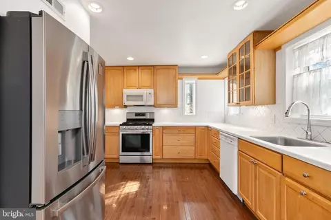 500 Bonifant St, Silver Spring, MD 20910 photo 17