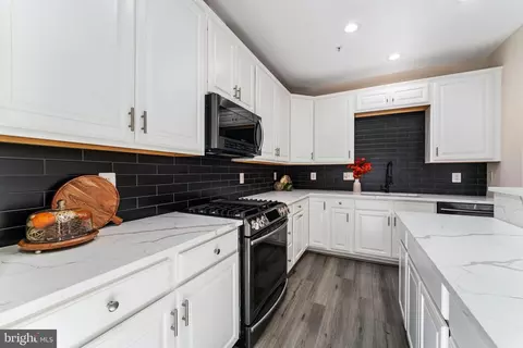 Kitchen - 2831 Cornet Ct, Silver Spring, MD 20904 photo 3 of 3