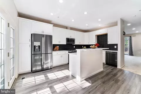Kitchen - 2831 Cornet Ct, Silver Spring, MD 20904 photo 2 of 3