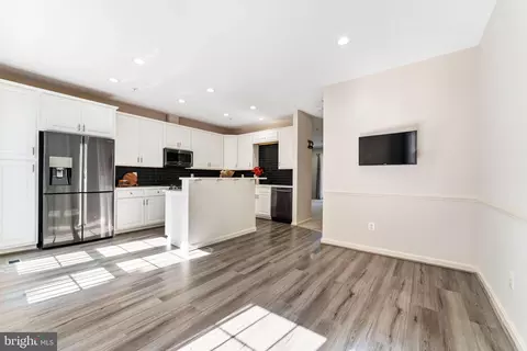 Entry Way - 2831 Cornet Ct, Silver Spring, MD 20904 photo 1 of 3