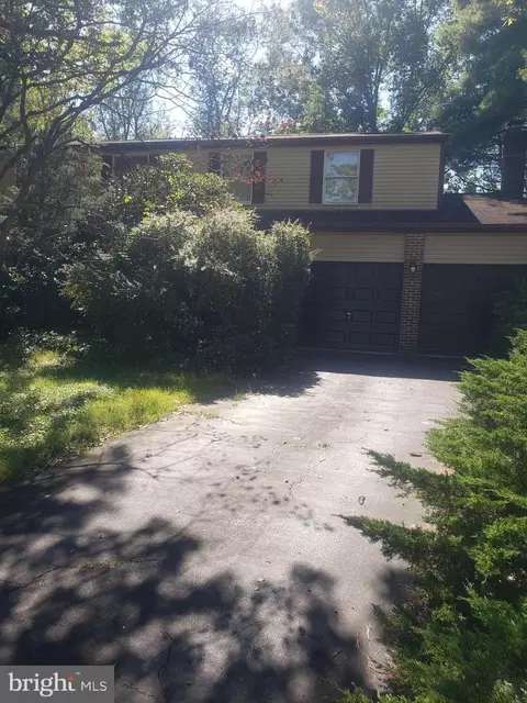 20345 Watkins Meadow Dr, Germantown, MD 20876