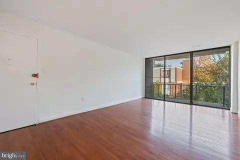 3946 Bel Pre Rd #3946-6, Silver Spring, MD 20906 photo 4