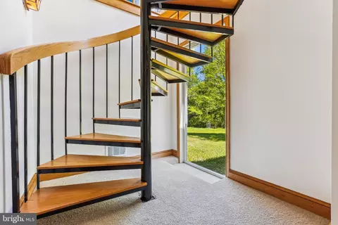 Entry Way - 1750 Overlook Dr, Silver Spring, MD 20903 photo 13 of 13