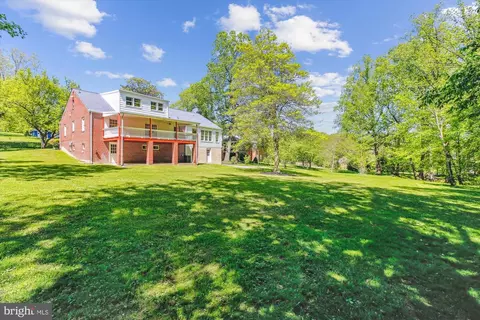 Exterior - 1750 Overlook Dr, Silver Spring, MD 20903 photo 8 of 15
