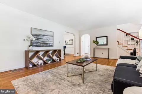 Living - 1750 Overlook Dr, Silver Spring, MD 20903 photo 5 of 7