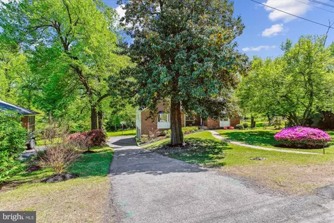 Exterior - 1750 Overlook Dr, Silver Spring, MD 20903 photo 15 of 15
