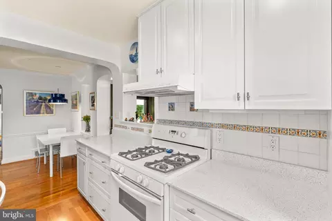 Kitchen - 9508 Bruce Dr, Silver Spring, MD 20901 photo 4 of 5