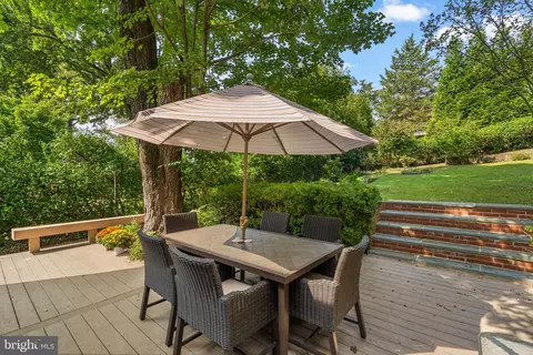 Exterior - 9508 Bruce Dr, Silver Spring, MD 20901 photo 4 of 8