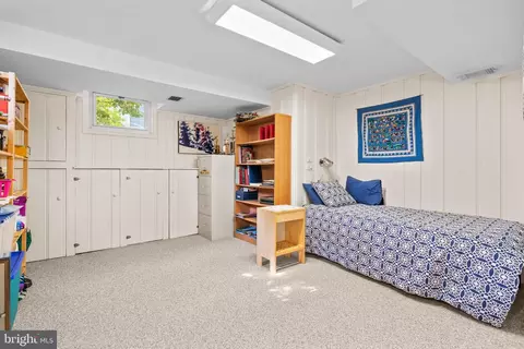Bedroom - 9508 Bruce Dr, Silver Spring, MD 20901 photo 7 of 8