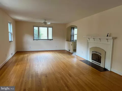 Living - 9205 Whitney St, Silver Spring, MD 20901 photo 1 of 3