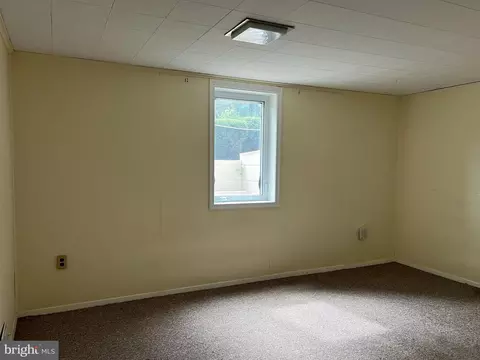 Bedroom - 9205 Whitney St, Silver Spring, MD 20901 photo 4 of 4