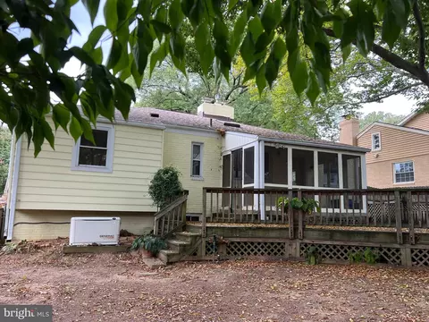 Exterior - 9205 Whitney St, Silver Spring, MD 20901 photo 7 of 11