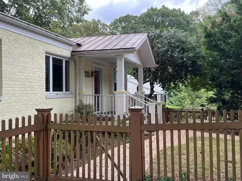 Exterior - 9205 Whitney St, Silver Spring, MD 20901 photo 3 of 11