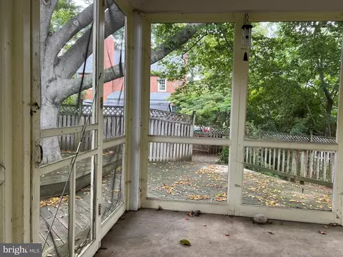 Exterior - 9205 Whitney St, Silver Spring, MD 20901 photo 5 of 11