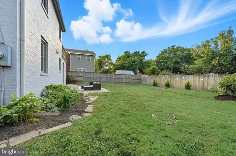 Exterior - 117 Normandy Dr, Silver Spring, MD 20901 photo 10 of 12