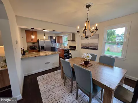Dining - 117 Normandy Dr, Silver Spring, MD 20901 photo 2 of 5